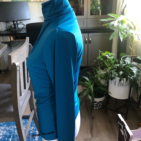 New York and Company Tank - Picture 3 of 5